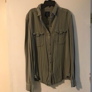 American Eagle button up